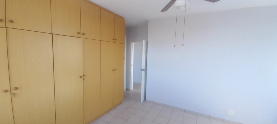 To Let 2 Bedroom Property for Rent in Windermere KwaZulu-Natal