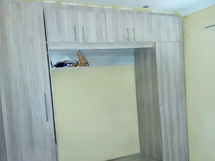 To Let 2 Bedroom Property for Rent in Palmview KwaZulu-Natal