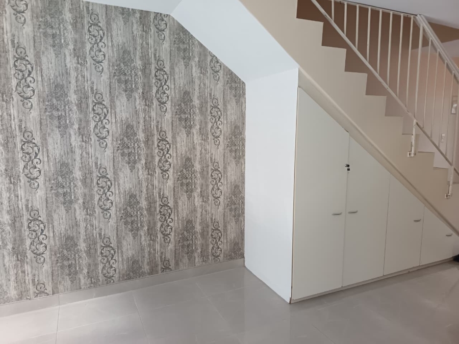 To Let 2 Bedroom Property for Rent in Musgrave KwaZulu-Natal