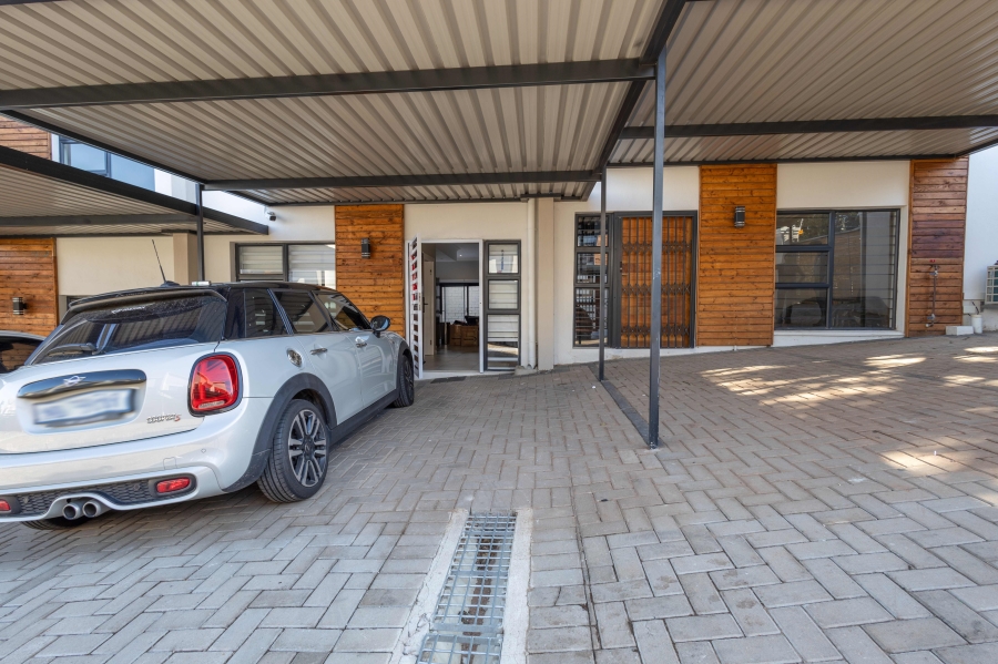 4 Bedroom Property for Sale in Windermere KwaZulu-Natal