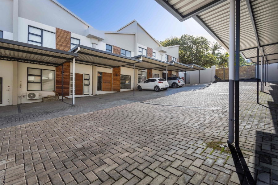 4 Bedroom Property for Sale in Windermere KwaZulu-Natal