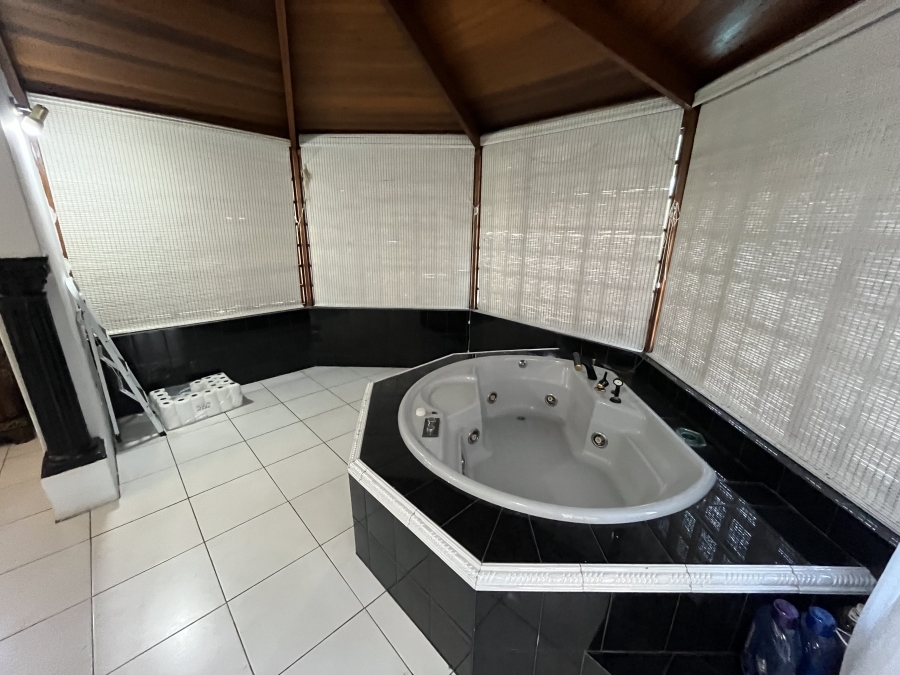 4 Bedroom Property for Sale in Padfield Park KwaZulu-Natal