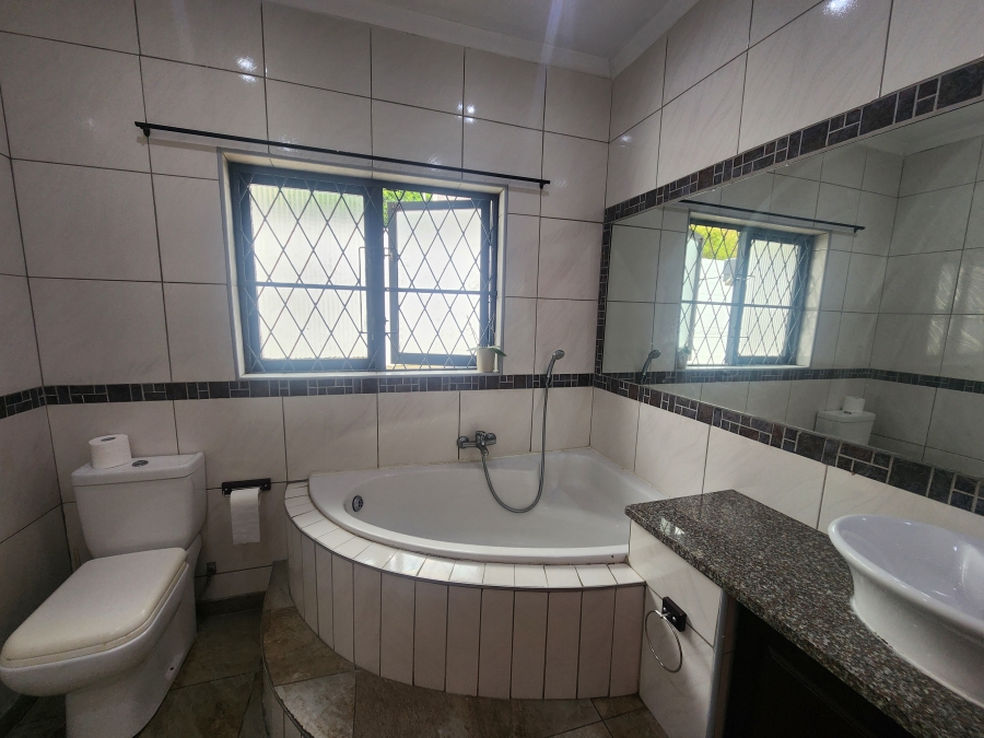 3 Bedroom Property for Sale in Ocean View KwaZulu-Natal