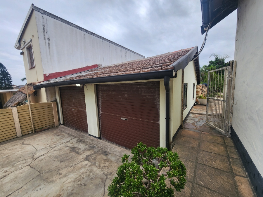 3 Bedroom Property for Sale in Ocean View KwaZulu-Natal