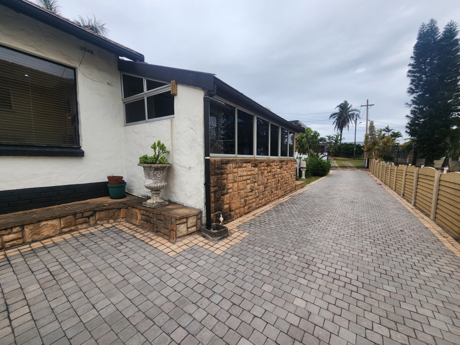 3 Bedroom Property for Sale in Ocean View KwaZulu-Natal