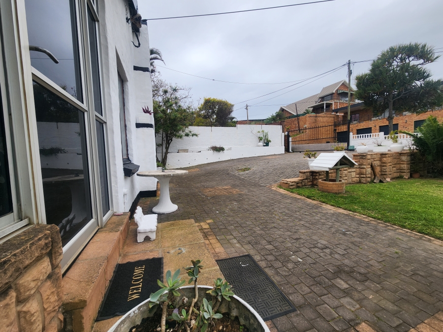 3 Bedroom Property for Sale in Ocean View KwaZulu-Natal