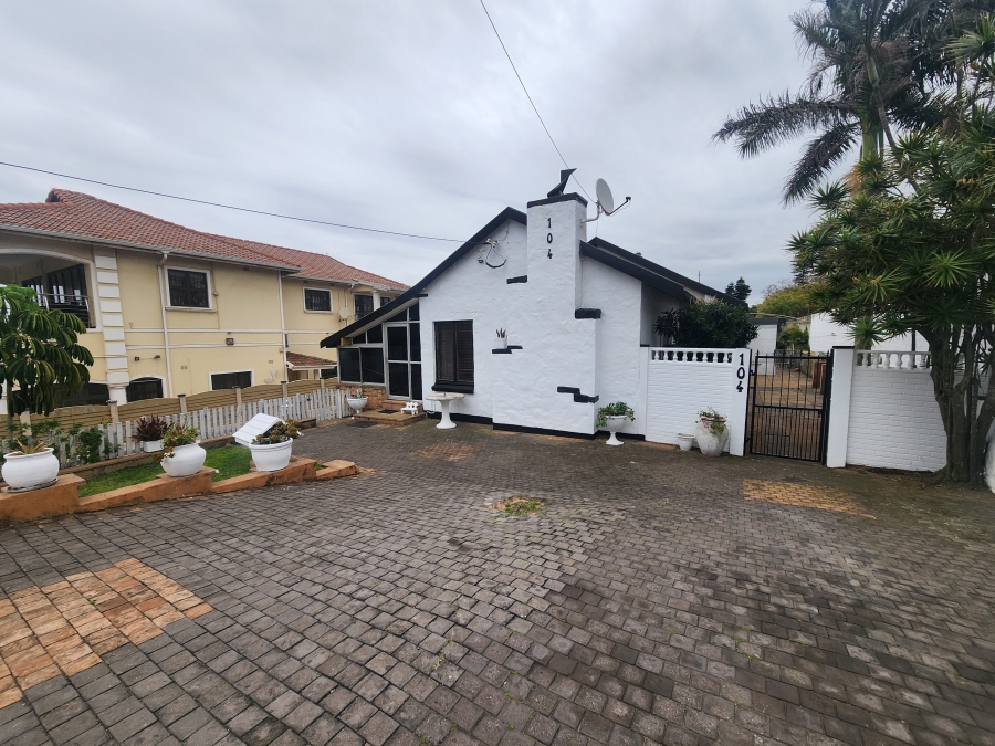 3 Bedroom Property for Sale in Ocean View KwaZulu-Natal