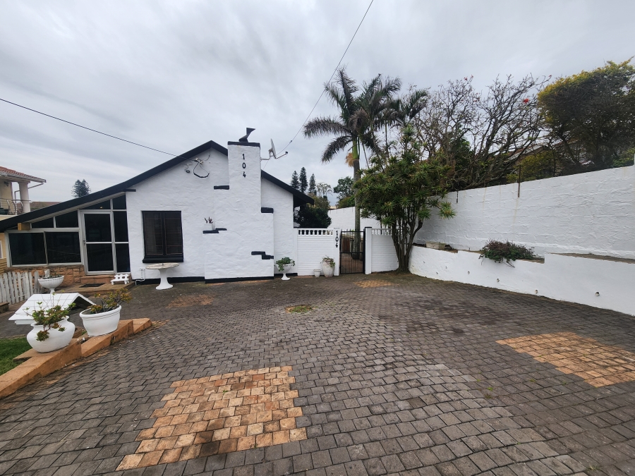 3 Bedroom Property for Sale in Ocean View KwaZulu-Natal