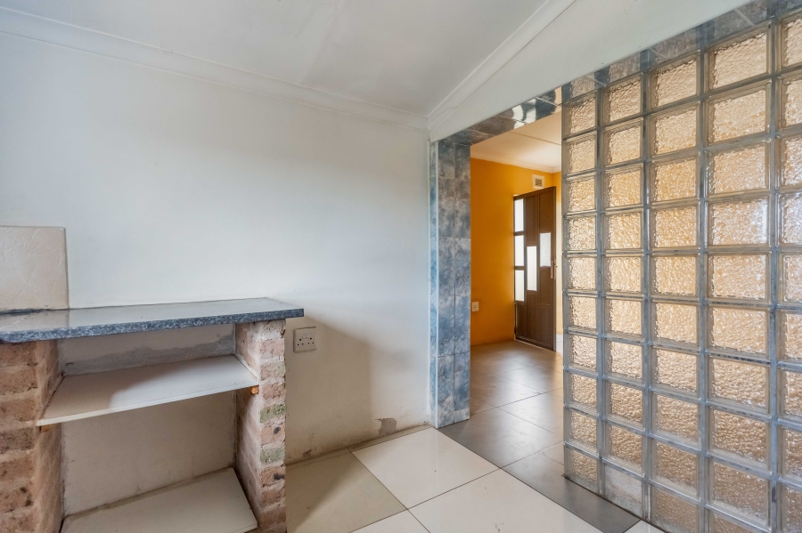 4 Bedroom Property for Sale in Bellair KwaZulu-Natal