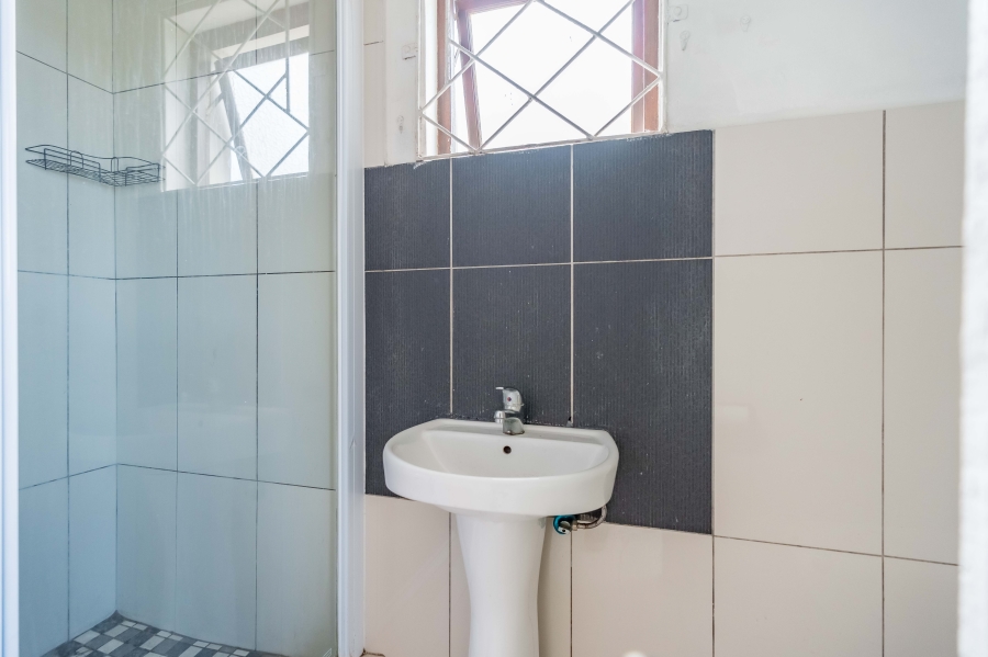 4 Bedroom Property for Sale in Bellair KwaZulu-Natal