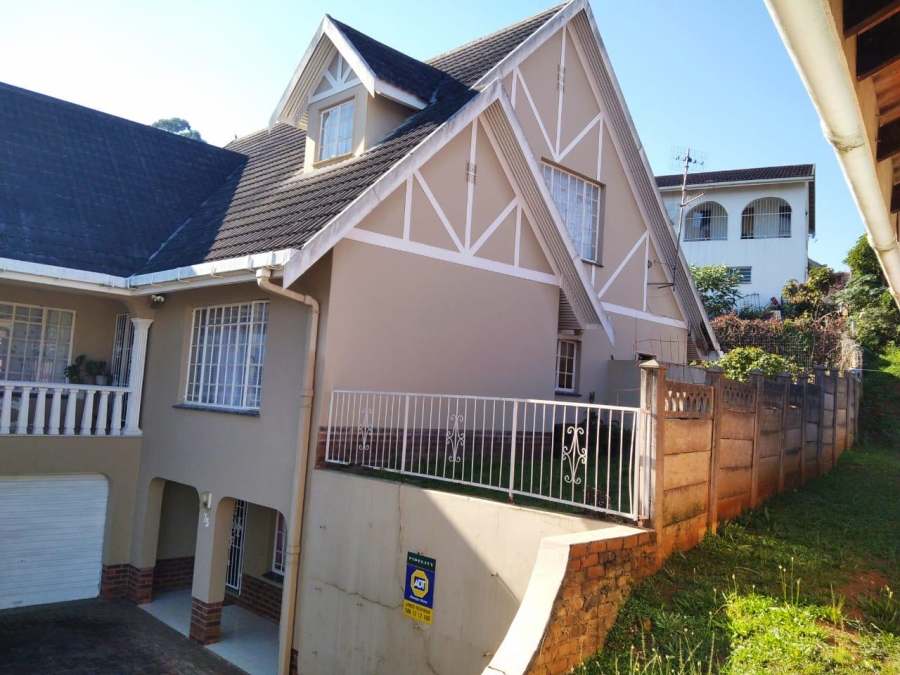 3 Bedroom Property for Sale in Raisethorpe KwaZulu-Natal