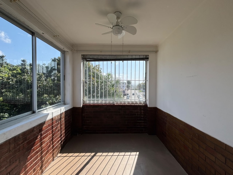 To Let 2 Bedroom Property for Rent in Overport KwaZulu-Natal