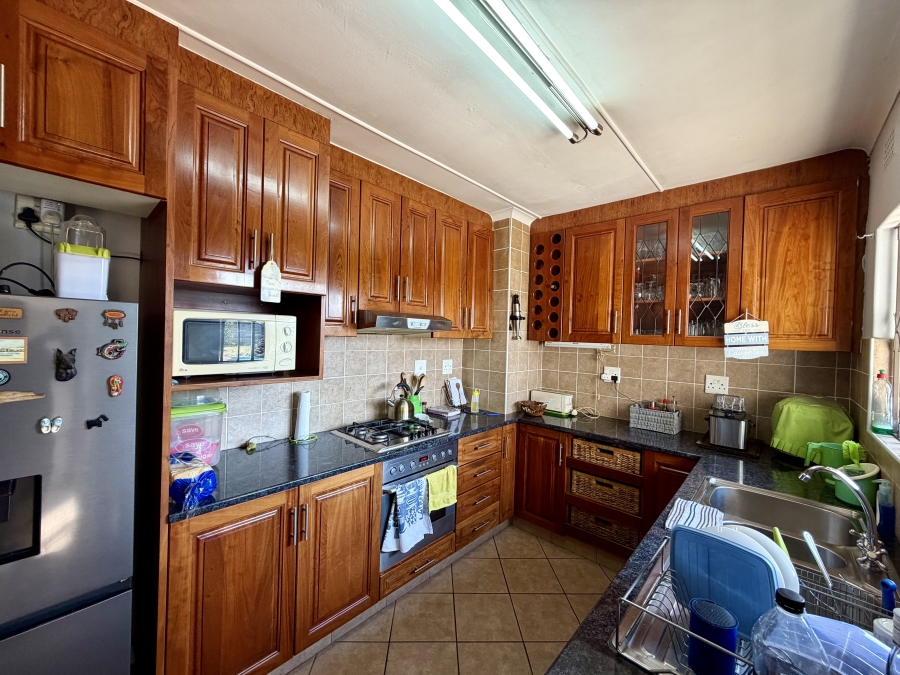 4 Bedroom Property for Sale in Scottsville KwaZulu-Natal