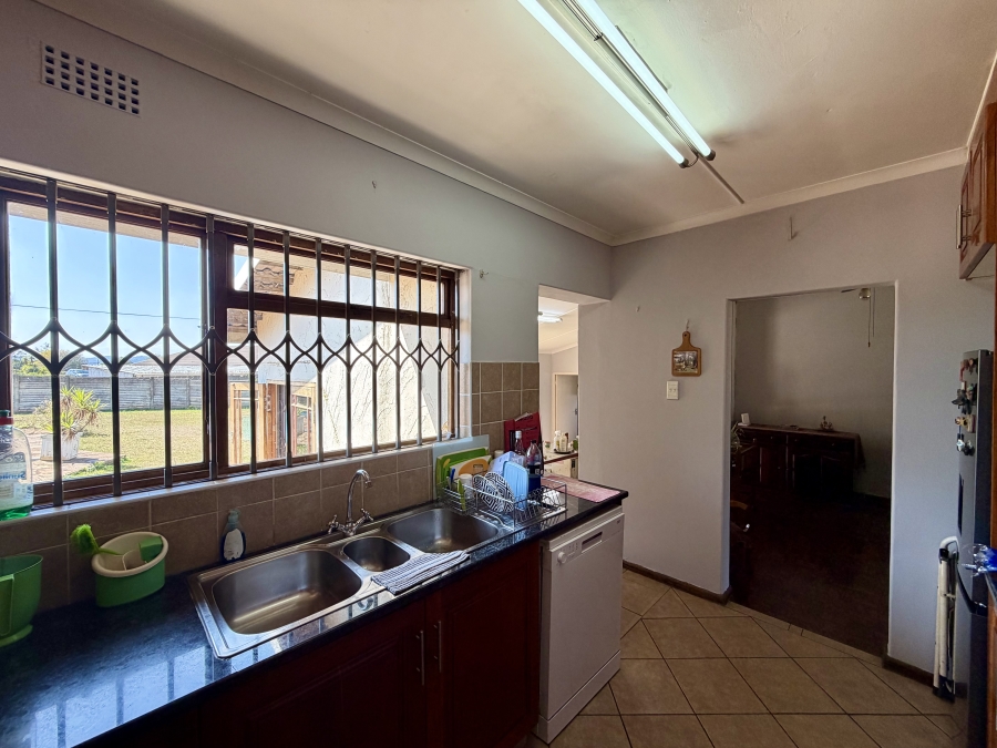 4 Bedroom Property for Sale in Scottsville KwaZulu-Natal