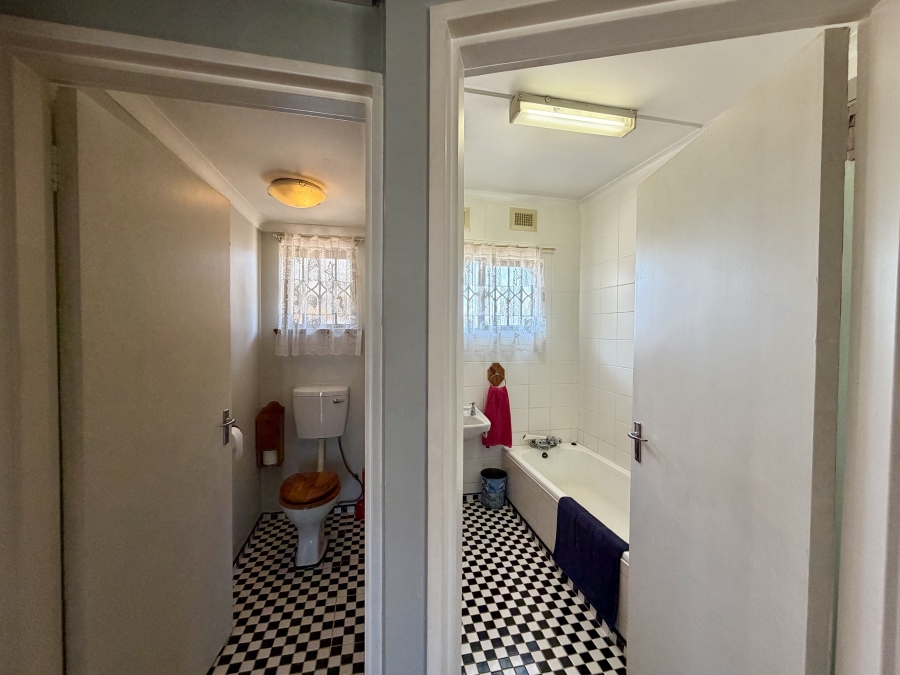 4 Bedroom Property for Sale in Scottsville KwaZulu-Natal