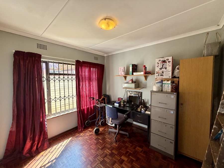 4 Bedroom Property for Sale in Scottsville KwaZulu-Natal
