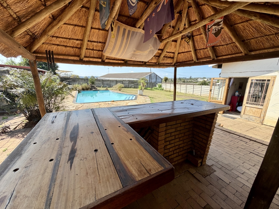 4 Bedroom Property for Sale in Scottsville KwaZulu-Natal