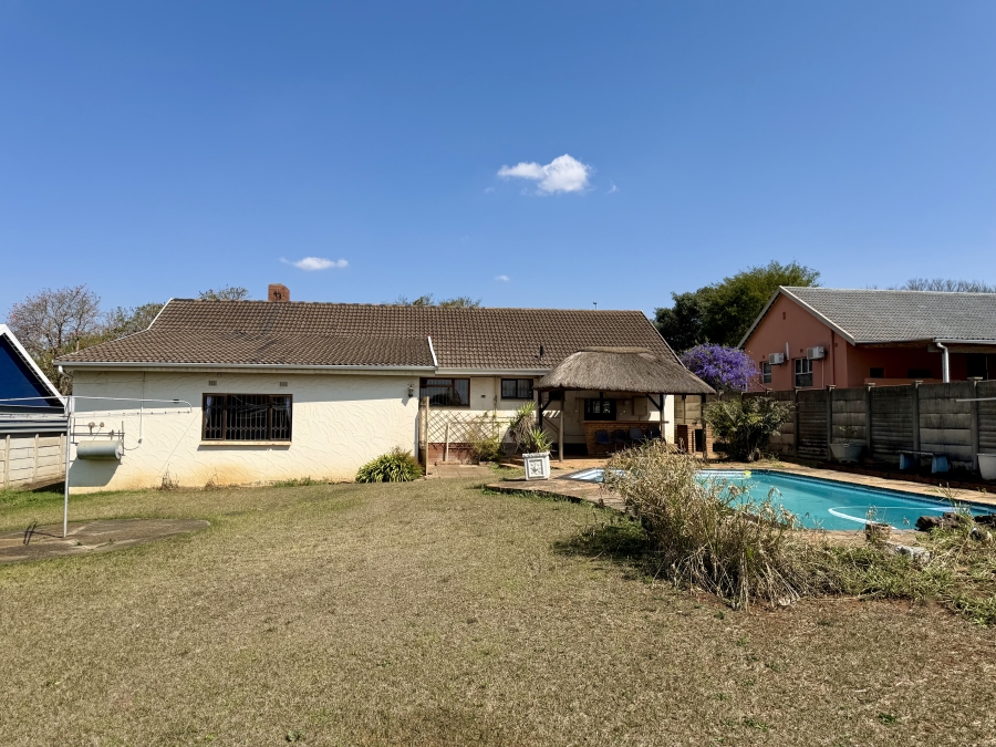 4 Bedroom Property for Sale in Scottsville KwaZulu-Natal
