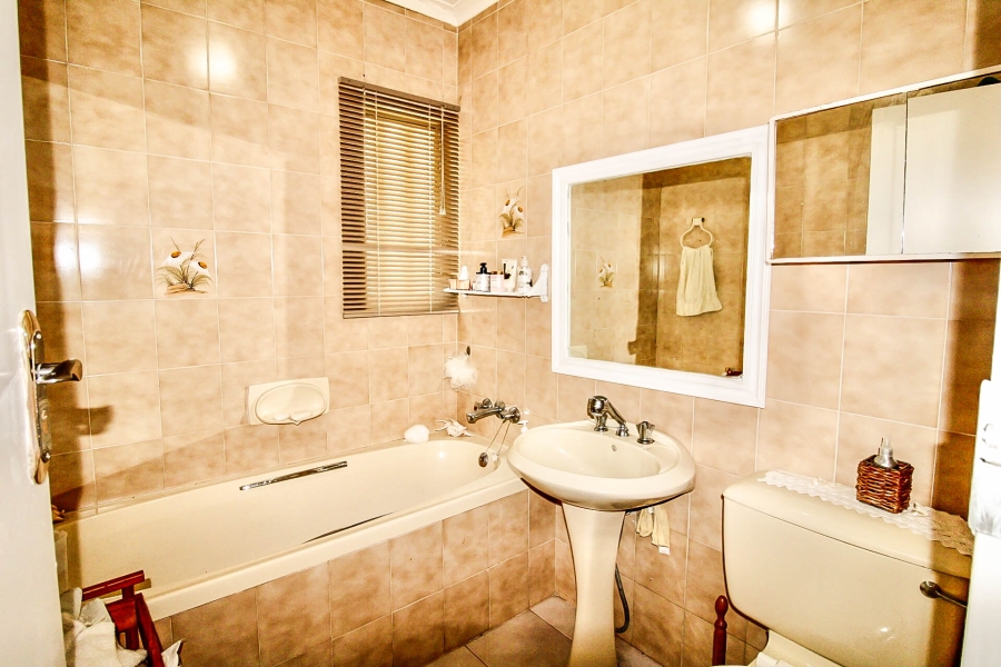 To Let 3 Bedroom Property for Rent in Umhlanga KwaZulu-Natal