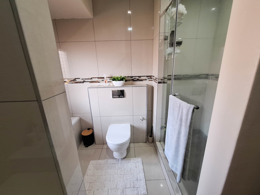 3 Bedroom Property for Sale in Izinga KwaZulu-Natal