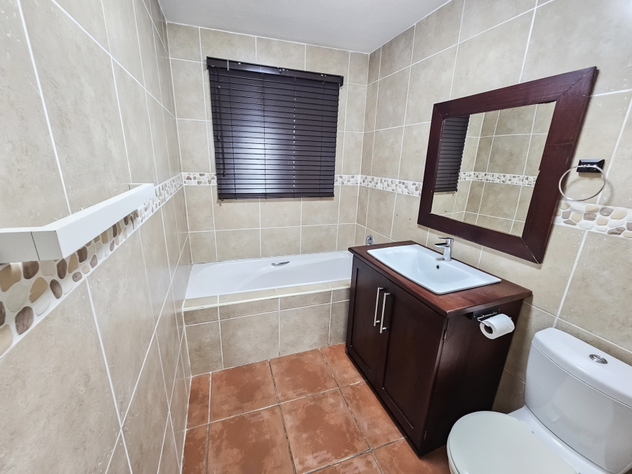 To Let 3 Bedroom Property for Rent in La Mercy KwaZulu-Natal