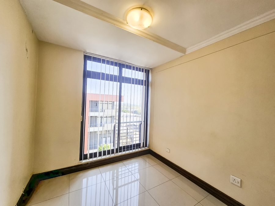 To Let 2 Bedroom Property for Rent in Umhlanga Ridge KwaZulu-Natal