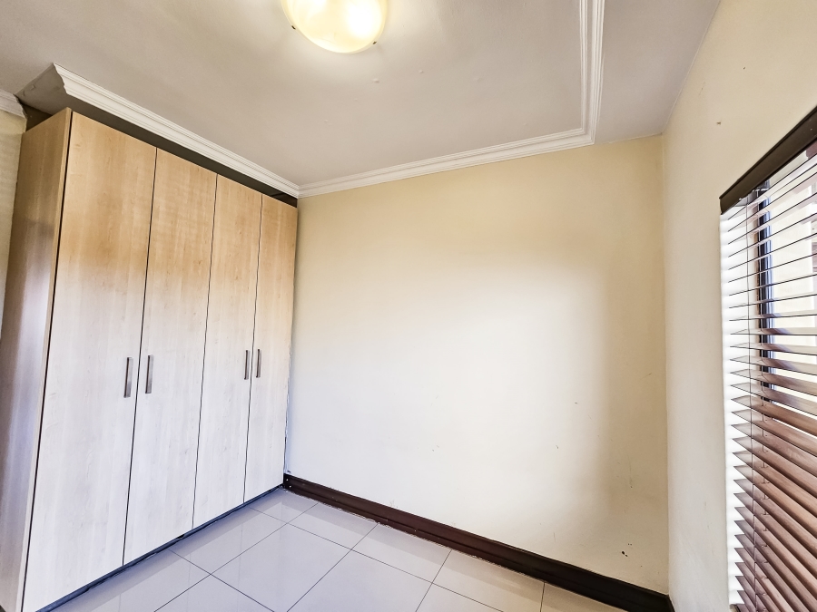 To Let 2 Bedroom Property for Rent in Umhlanga Ridge KwaZulu-Natal