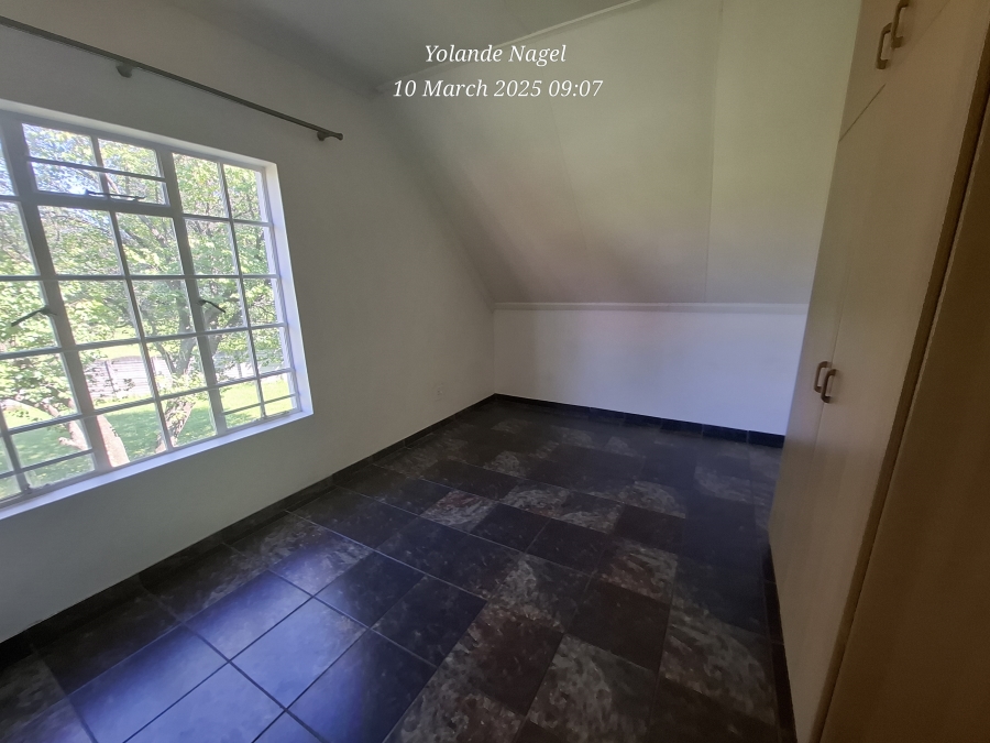 To Let 3 Bedroom Property for Rent in Schuinshoogte KwaZulu-Natal
