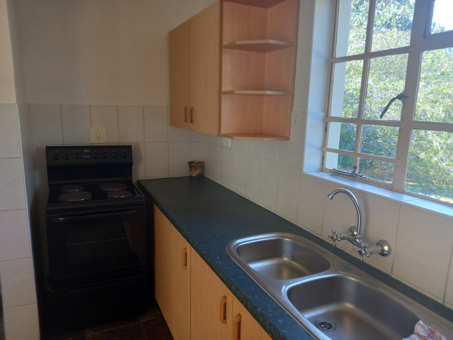 To Let 3 Bedroom Property for Rent in Schuinshoogte KwaZulu-Natal