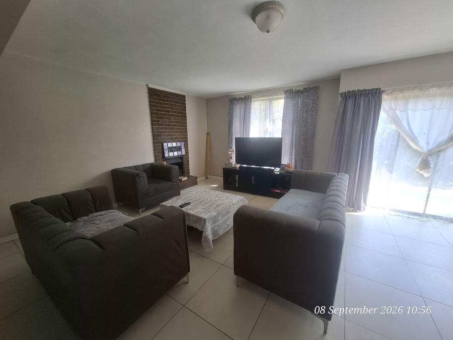 3 Bedroom Property for Sale in Huttenheights KwaZulu-Natal