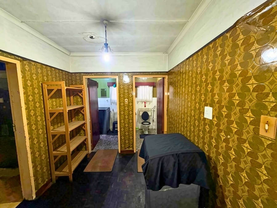 5 Bedroom Property for Sale in Raisethorpe KwaZulu-Natal