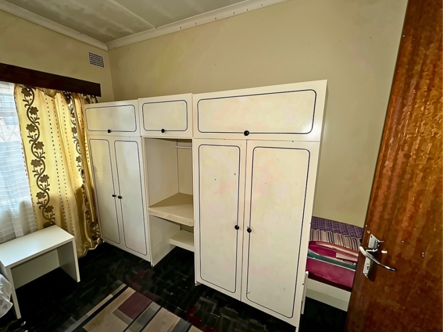 5 Bedroom Property for Sale in Raisethorpe KwaZulu-Natal
