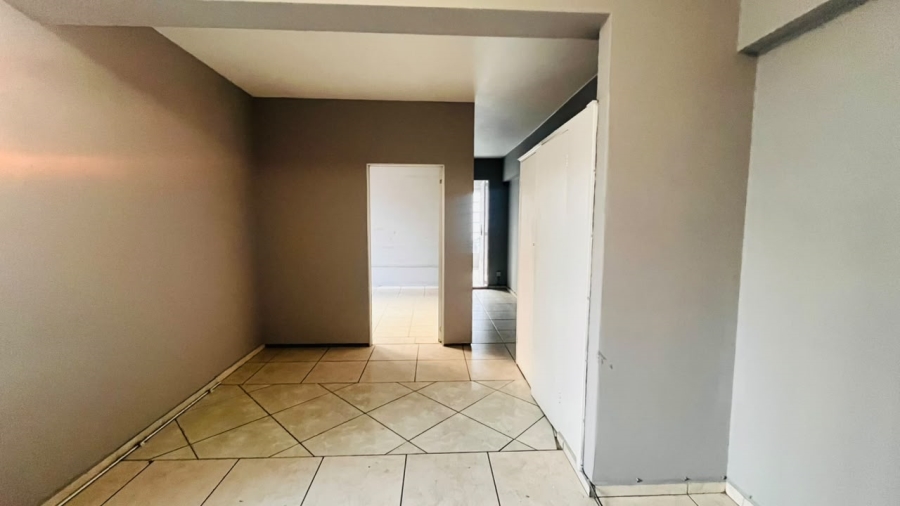 To Let 2 Bedroom Property for Rent in Esplanade KwaZulu-Natal