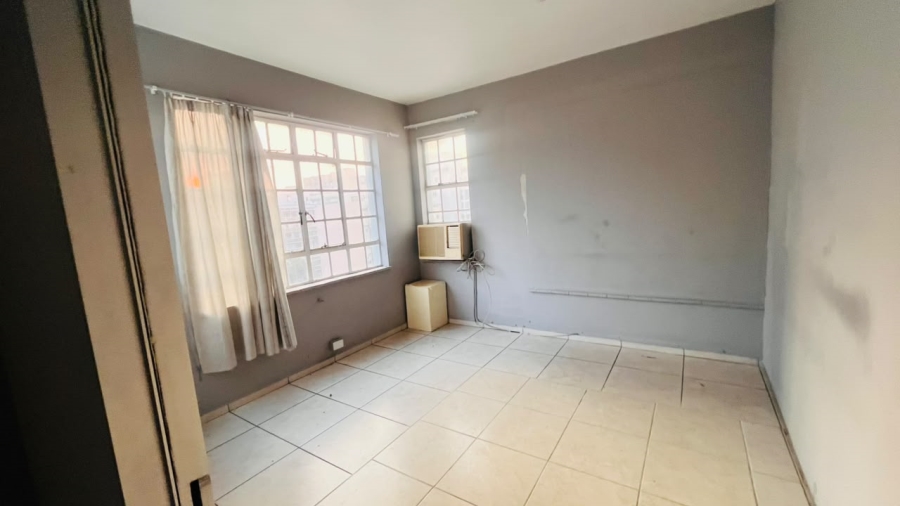 To Let 2 Bedroom Property for Rent in Esplanade KwaZulu-Natal