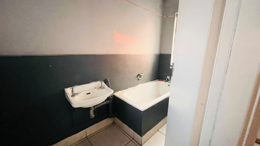 To Let 2 Bedroom Property for Rent in Esplanade KwaZulu-Natal