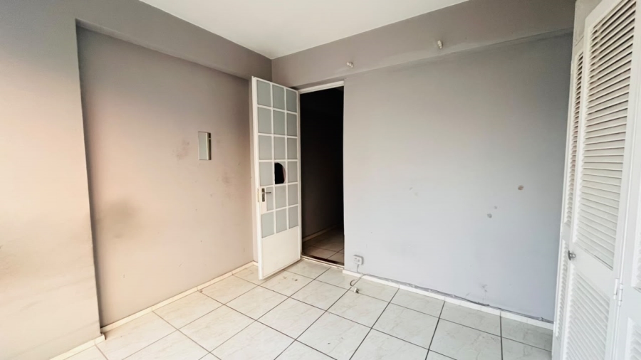 To Let 2 Bedroom Property for Rent in Esplanade KwaZulu-Natal