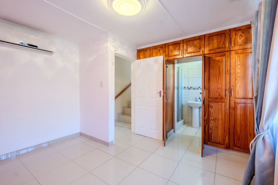 3 Bedroom Property for Sale in Avoca KwaZulu-Natal
