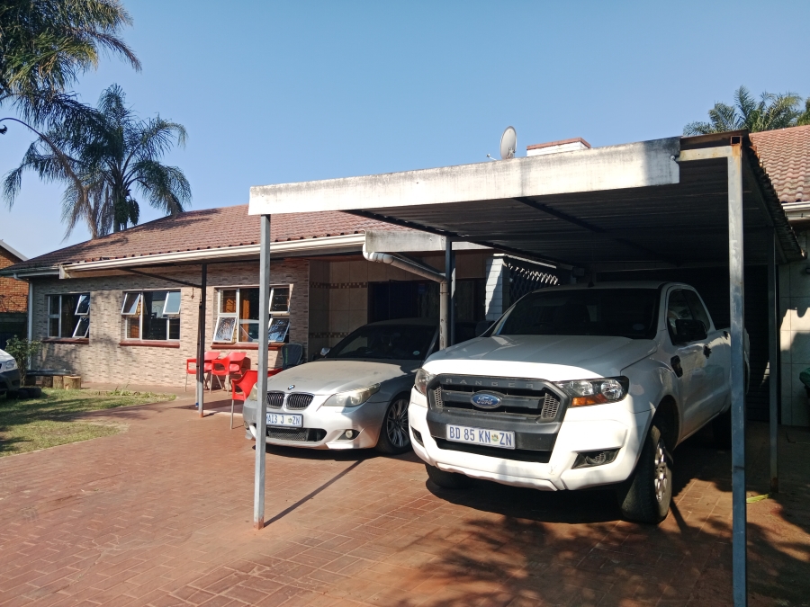 4 Bedroom Property for Sale in Mountain Rise KwaZulu-Natal
