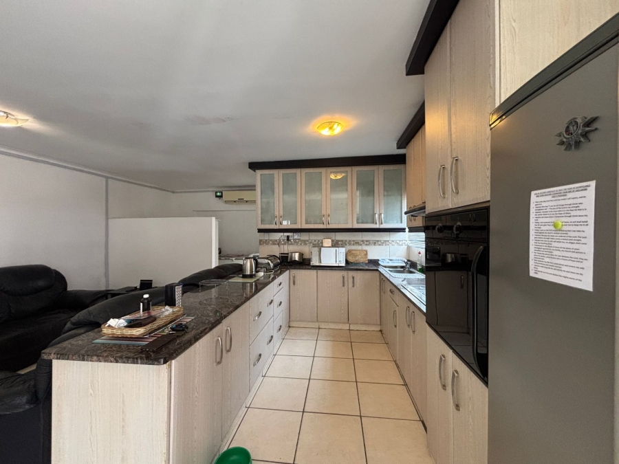 2 Bedroom Property for Sale in Clare Hills KwaZulu-Natal