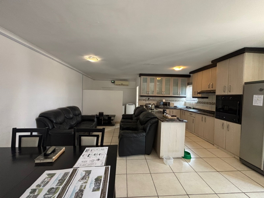 2 Bedroom Property for Sale in Clare Hills KwaZulu-Natal