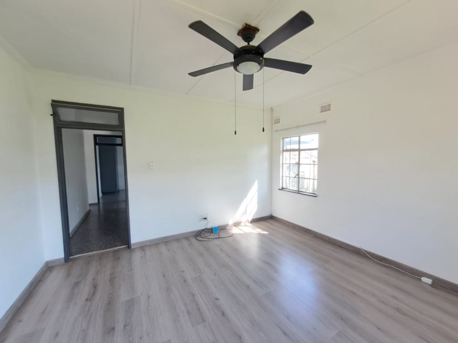 To Let 3 Bedroom Property for Rent in Bluff KwaZulu-Natal