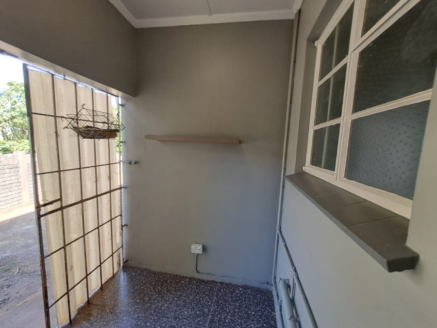 To Let 3 Bedroom Property for Rent in Bluff KwaZulu-Natal