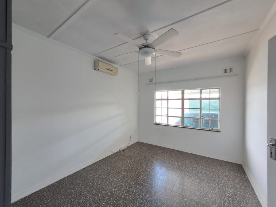 To Let 3 Bedroom Property for Rent in Bluff KwaZulu-Natal