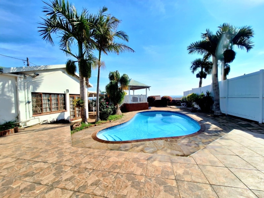 4 Bedroom Property for Sale in Brighton Beach KwaZulu-Natal
