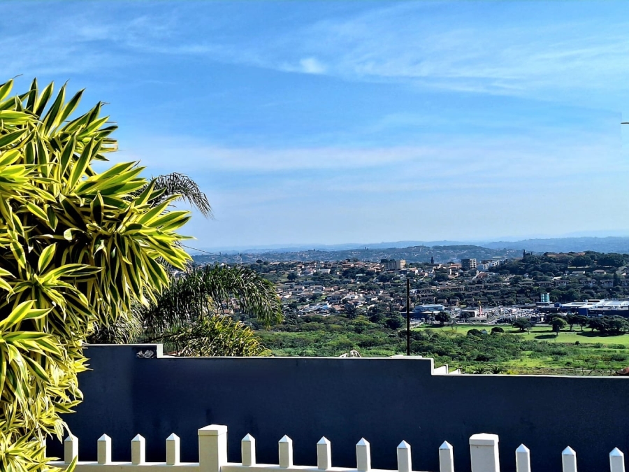 4 Bedroom Property for Sale in Brighton Beach KwaZulu-Natal