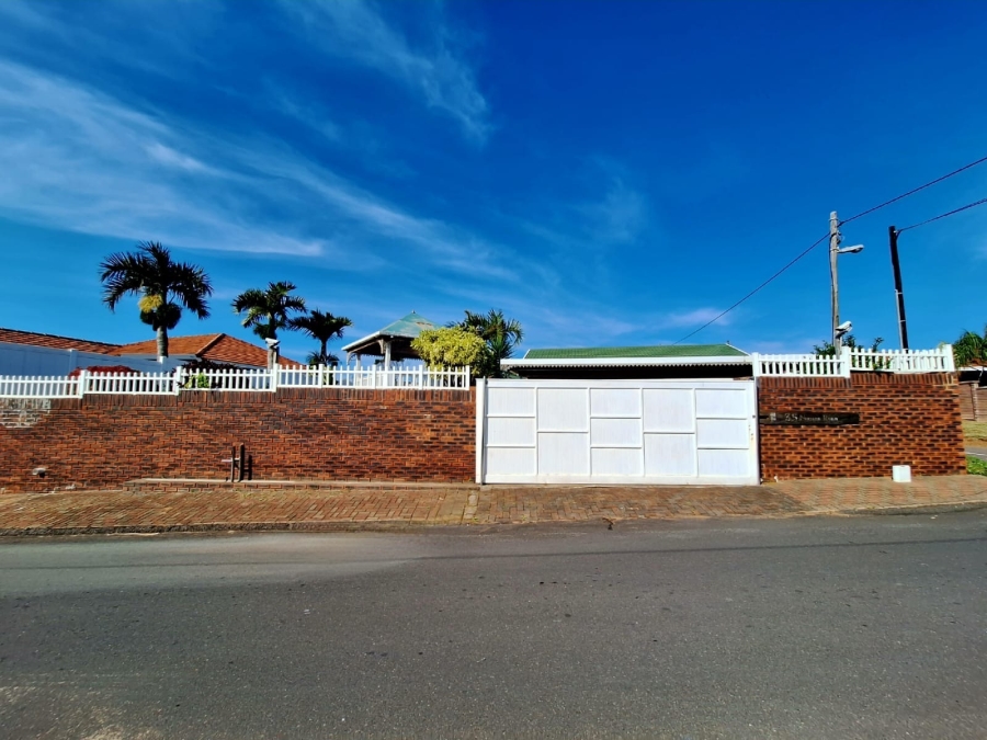 4 Bedroom Property for Sale in Brighton Beach KwaZulu-Natal