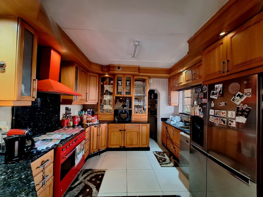 4 Bedroom Property for Sale in Brighton Beach KwaZulu-Natal