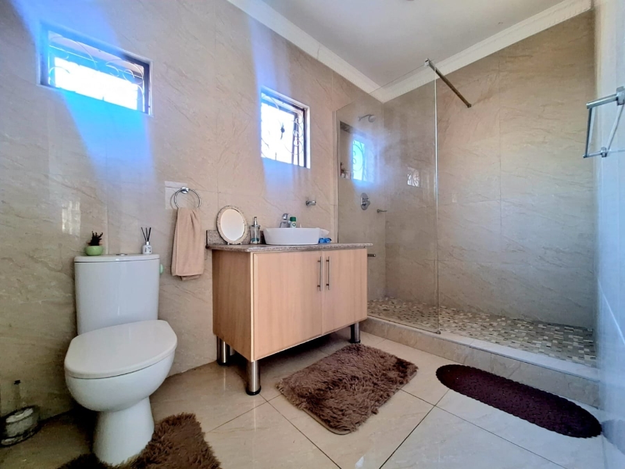 4 Bedroom Property for Sale in Brighton Beach KwaZulu-Natal