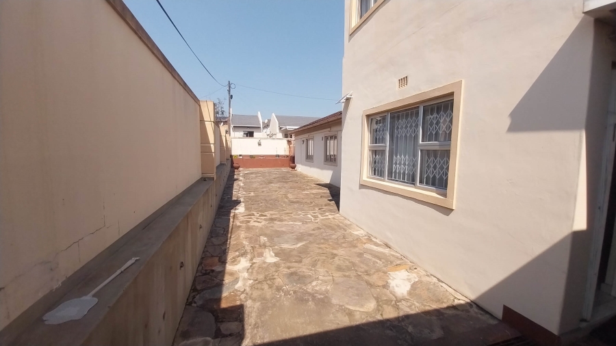 4 Bedroom Property for Sale in Woodview KwaZulu-Natal
