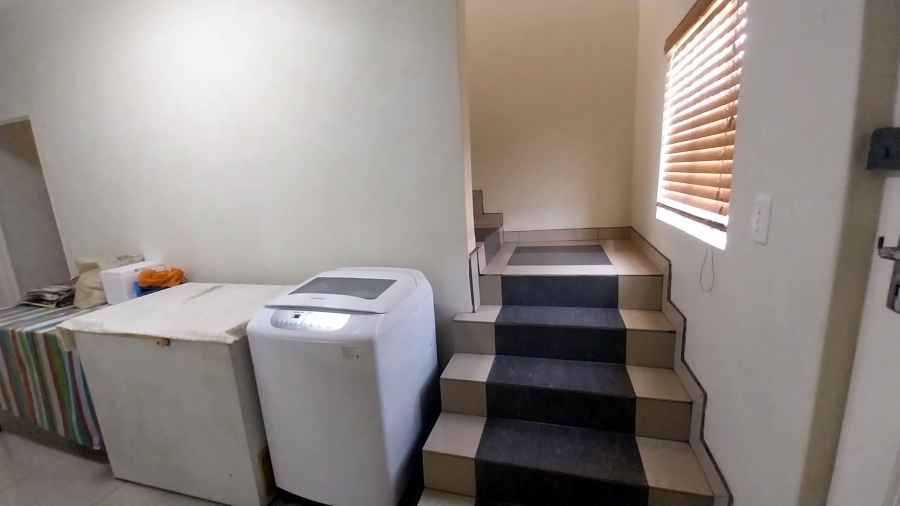 4 Bedroom Property for Sale in Woodview KwaZulu-Natal
